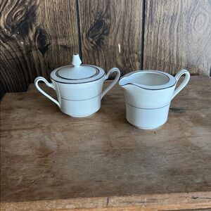 Noritake Ivory China Elegant White Sugar and Creamer Set